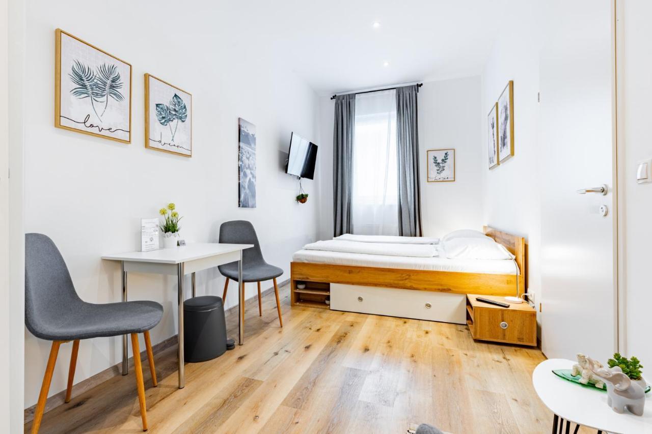 Budget Rooms West With Shared Kitchen Vídeň Exteriér fotografie