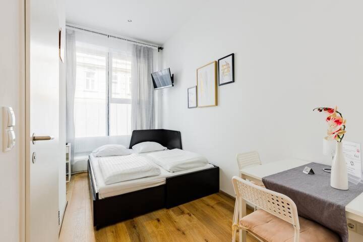 Budget Rooms West With Shared Kitchen Vídeň Exteriér fotografie