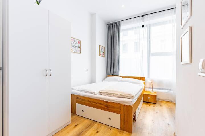 Budget Rooms West With Shared Kitchen Vídeň Exteriér fotografie